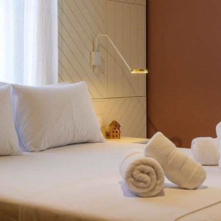 Blueblood - The Rooms Kalamata Exterior foto
