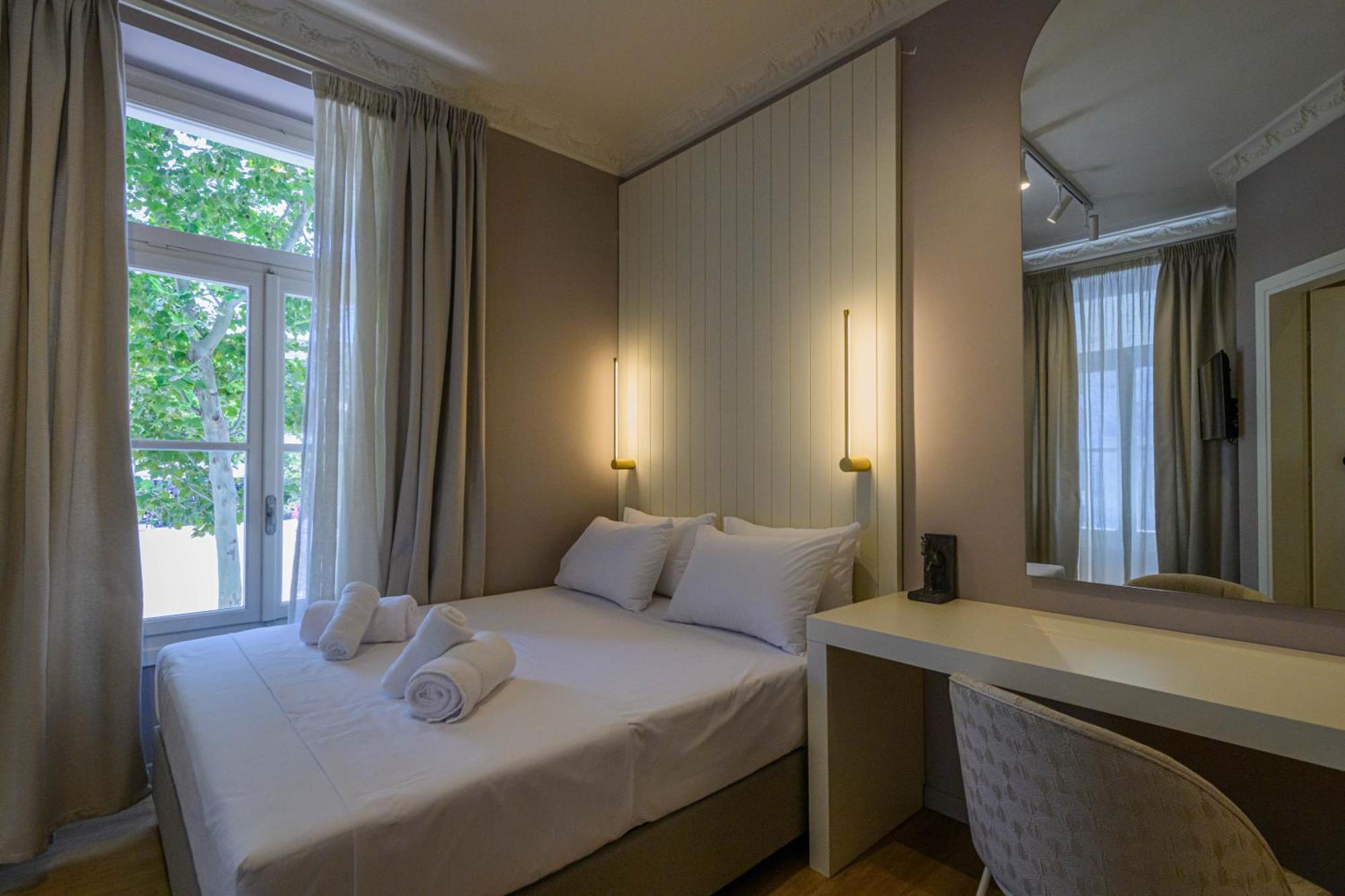 Blueblood - The Rooms Kalamata Exterior foto
