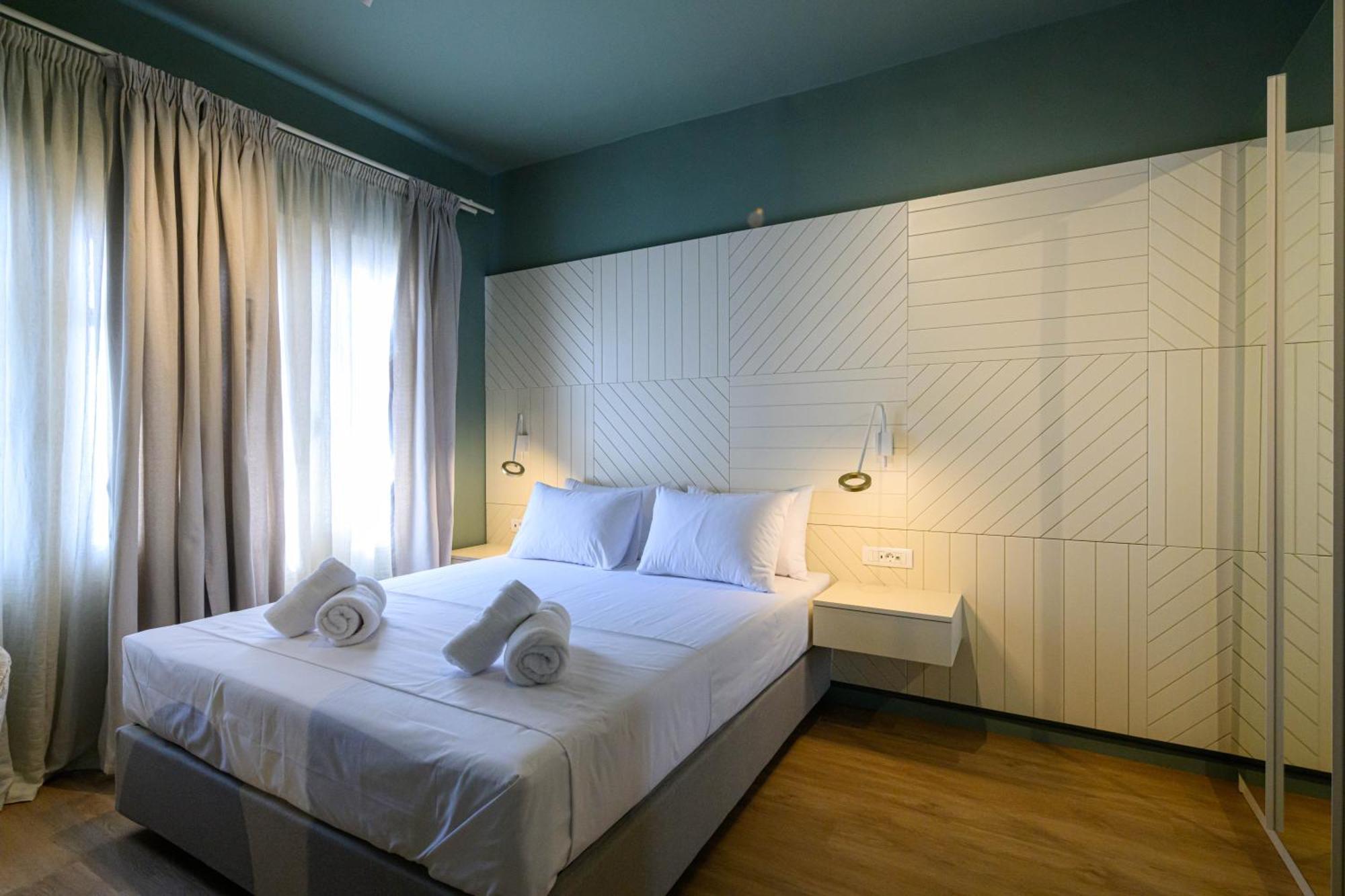 Blueblood - The Rooms Kalamata Exterior foto